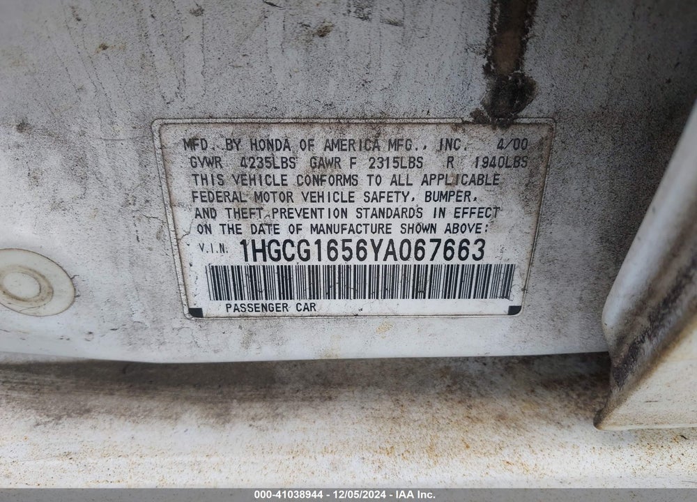 2000 HONDA ACCORD 3.0 EX VIN: 1HGCG1656YA067663