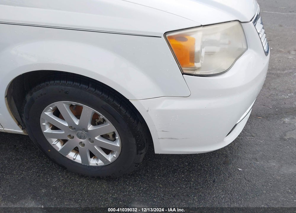2014 CHRYSLER TOWN & COUNTRY TOURING VIN: 2C4RC1BG9ER444814