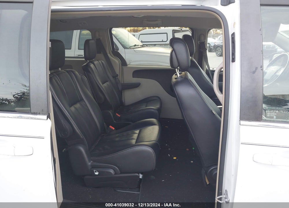 2014 CHRYSLER TOWN & COUNTRY TOURING VIN: 2C4RC1BG9ER444814