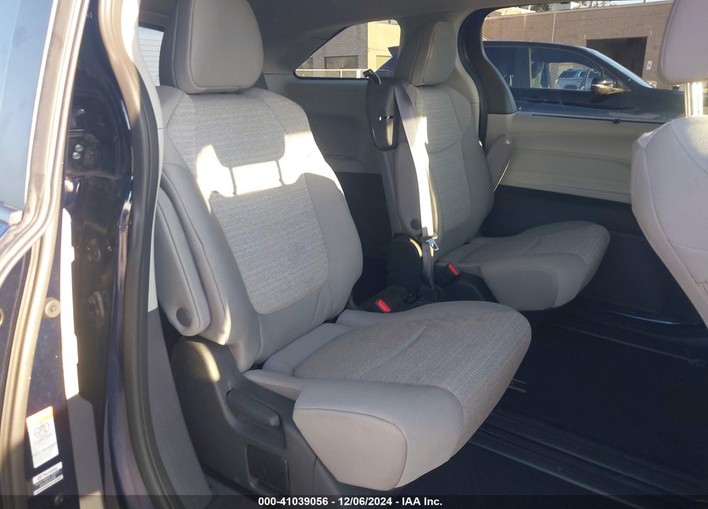 2024 TOYOTA SIENNA LE VIN: 5TDKSKFC9RS120860