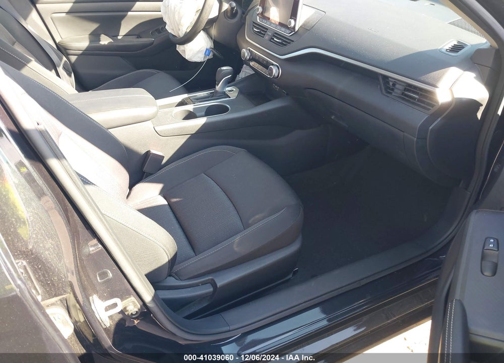 2022 NISSAN ALTIMA SV FWD VIN: 1N4BL4DV8NN326383
