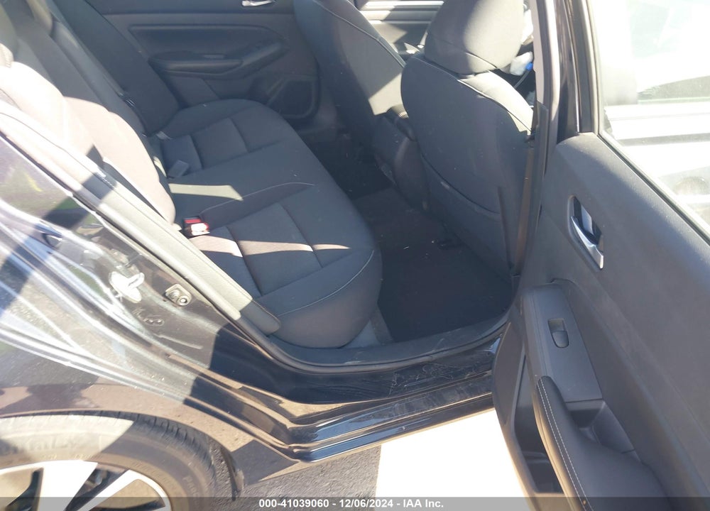 2022 NISSAN ALTIMA SV FWD VIN: 1N4BL4DV8NN326383