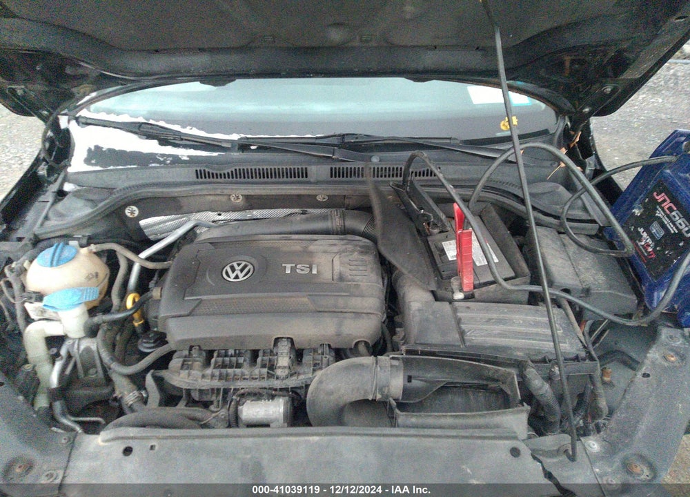 2015 VOLKSWAGEN JETTA 1.8T SE VIN: 3VWD17AJ3FM255064