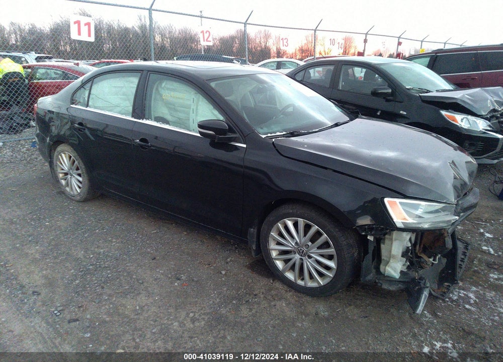 2015 VOLKSWAGEN JETTA 1.8T SE VIN: 3VWD17AJ3FM255064
