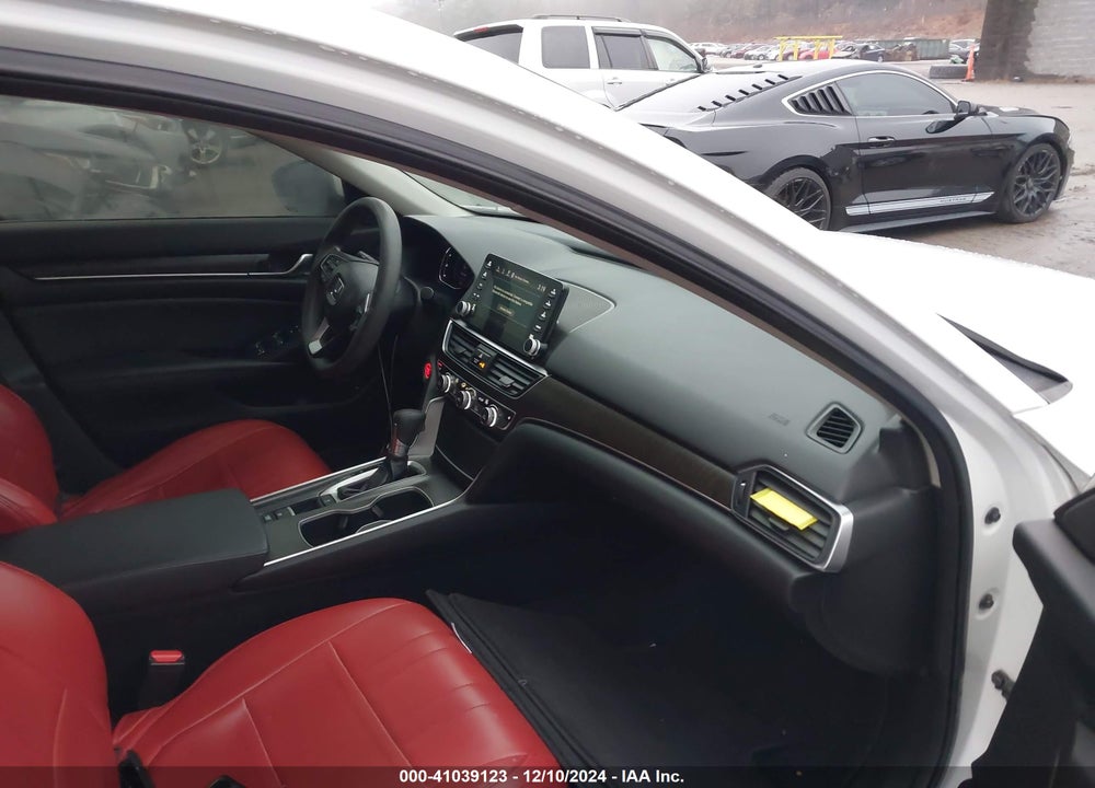 2019 HONDA ACCORD EX VIN: 1HGCV1F46KA086704