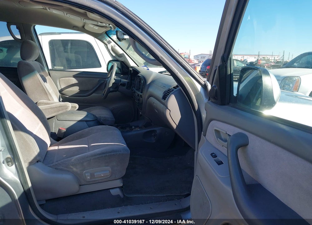 2002 TOYOTA SEQUOIA SR5 V8 VIN: 5TDZT34A62S130643