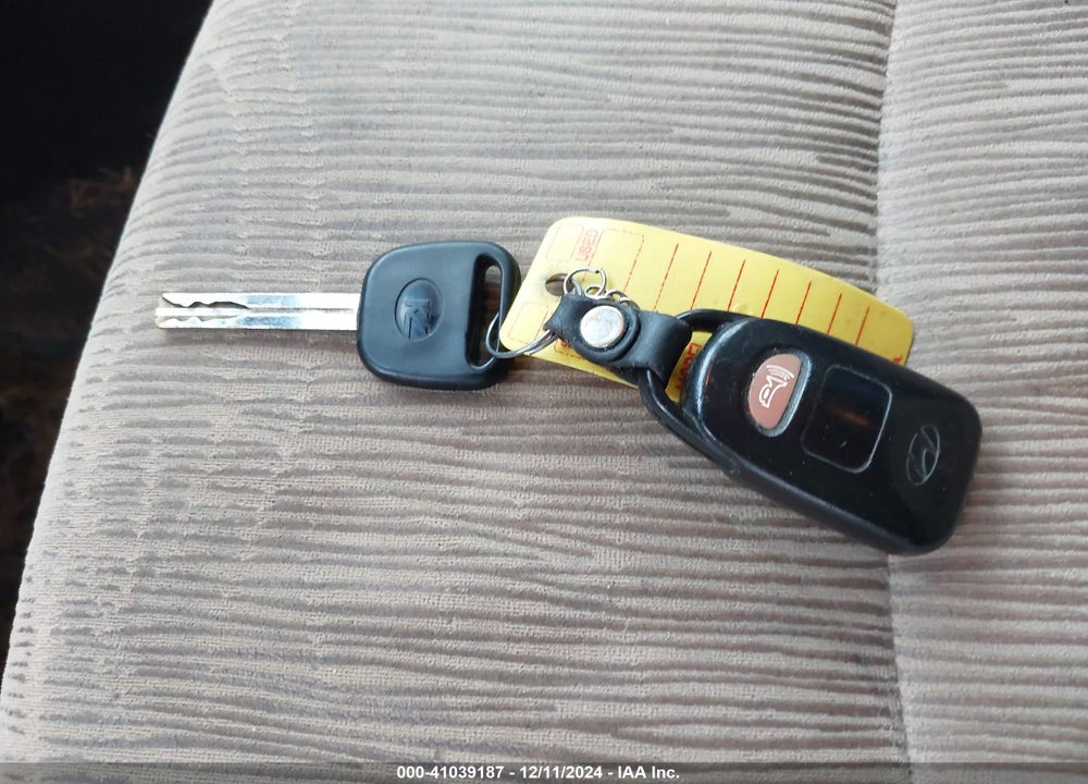 2012 HYUNDAI SONATA GLS VIN: 5NPEB4AC4CH348083