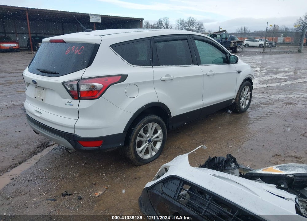 2017 FORD ESCAPE SE VIN: 1FMCU9G9XHUB49039