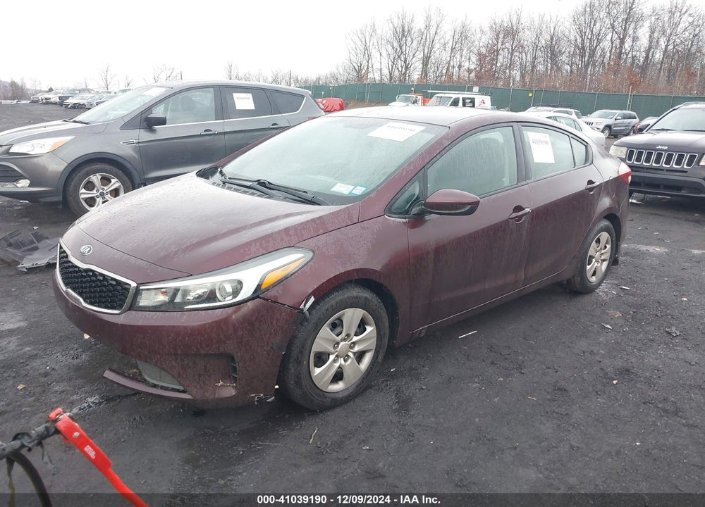 2018 KIA FORTE VIN: 3KPFK4A73JE196743
