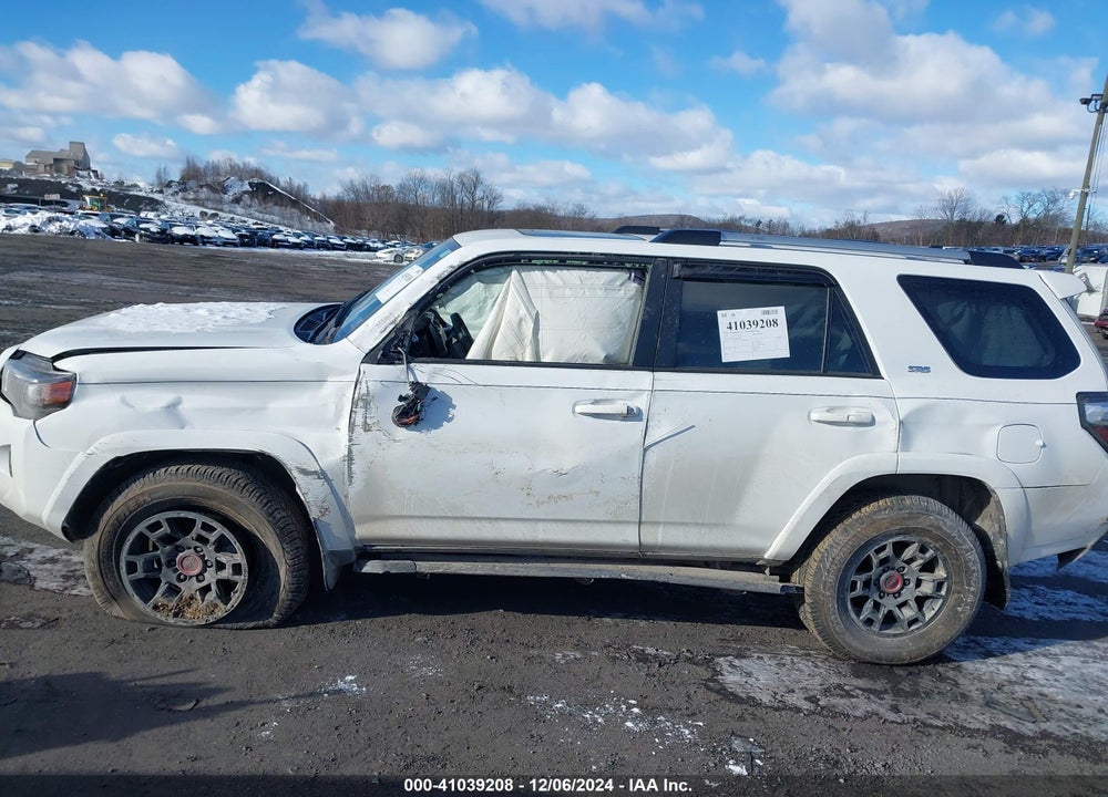 2024 TOYOTA 4RUNNER SR5 PREMIUM VIN: JTENU5JR9R6258205