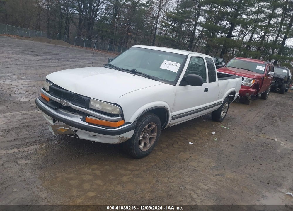 2000 CHEVROLET S-10 LS VIN: 1GCCS1948Y8153791