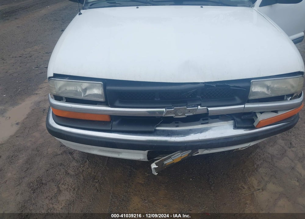 2000 CHEVROLET S-10 LS VIN: 1GCCS1948Y8153791