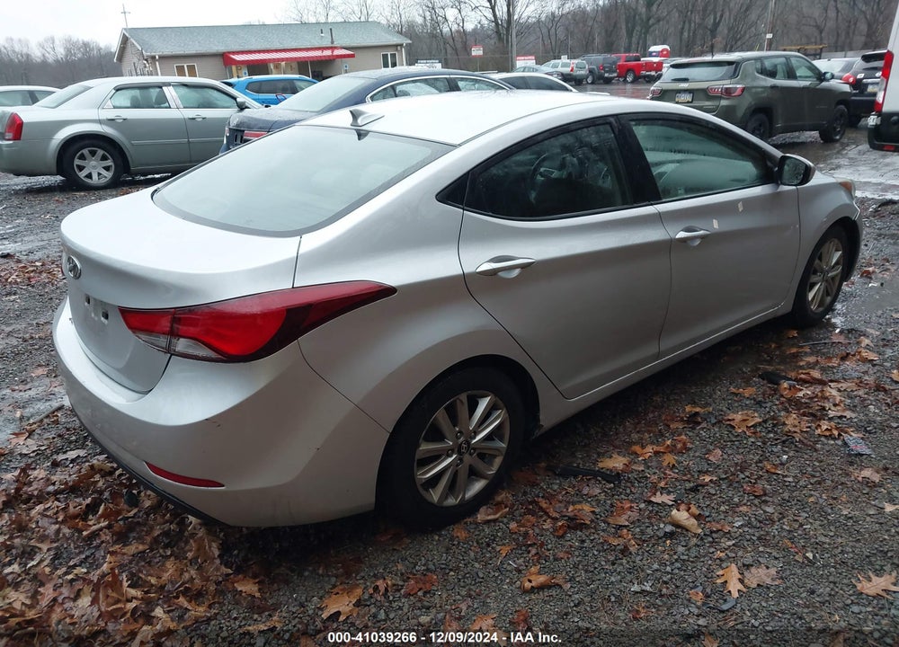 2014 HYUNDAI ELANTRA SE VIN: KMHDH4AE7EU120126