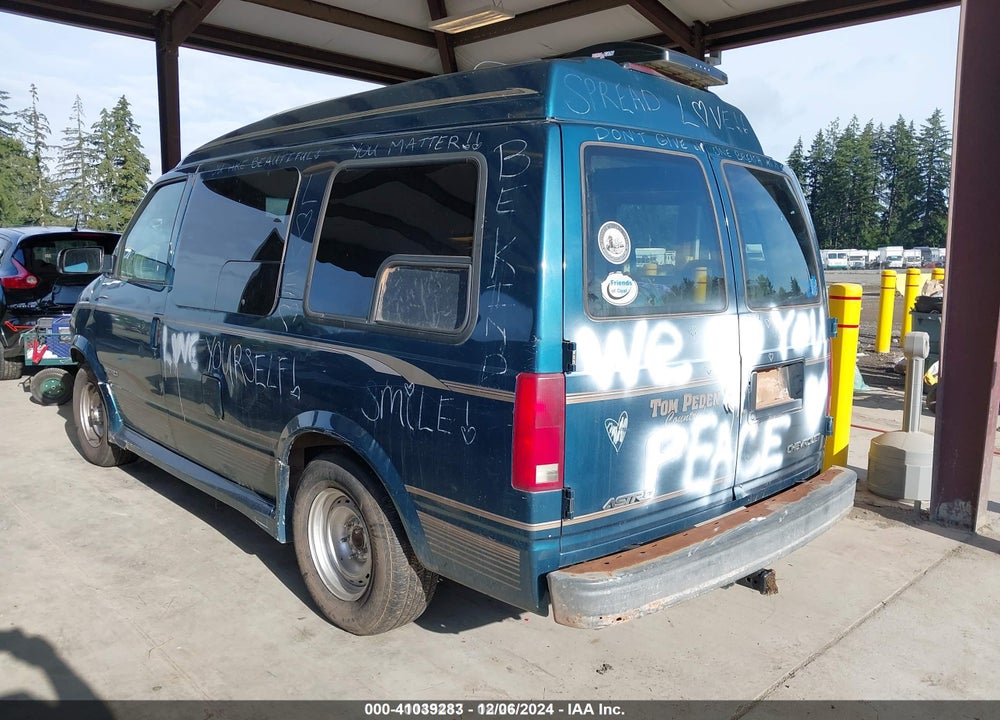 2000 CHEVROLET ASTRO UPFITTER PKG. VIN: 1GBDM19W1YB196117