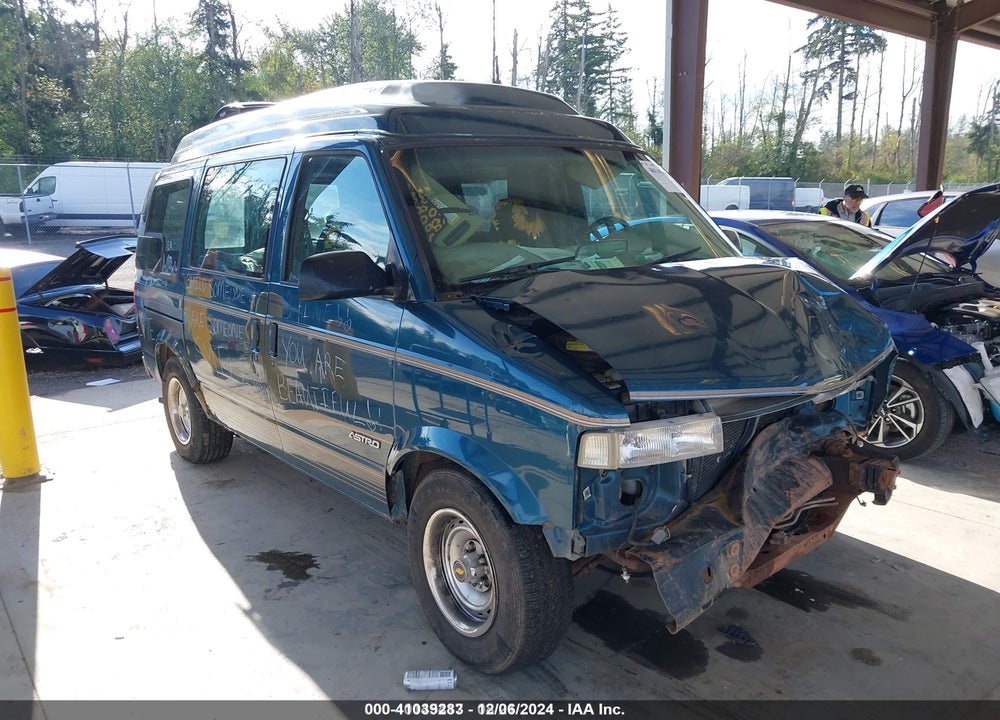 2000 CHEVROLET ASTRO UPFITTER PKG. VIN: 1GBDM19W1YB196117