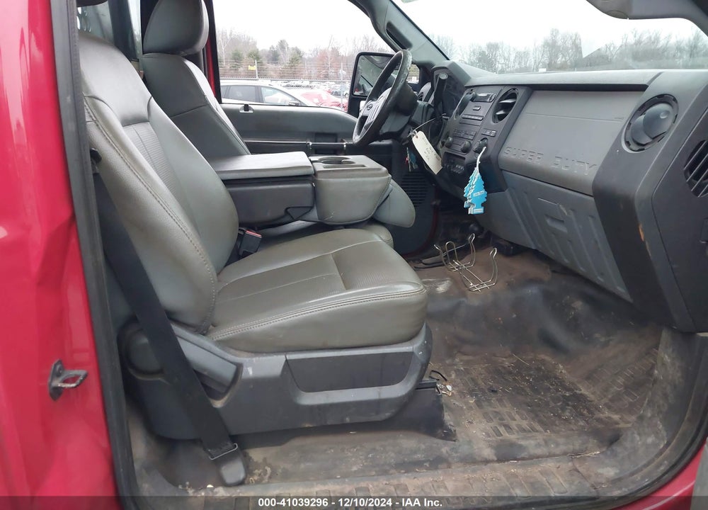 2012 FORD F-350 CHASSIS XL VIN: 1FDRF3H61CEC16202