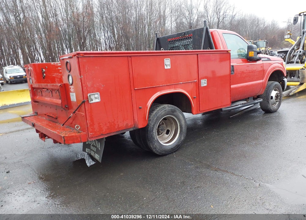 2012 FORD F-350 CHASSIS XL VIN: 1FDRF3H61CEC16202