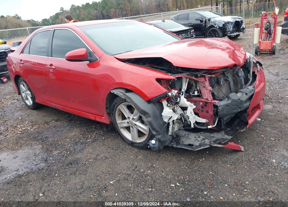 2013 TOYOTA CAMRY SE VIN: 4T1BF1FK0DU659308