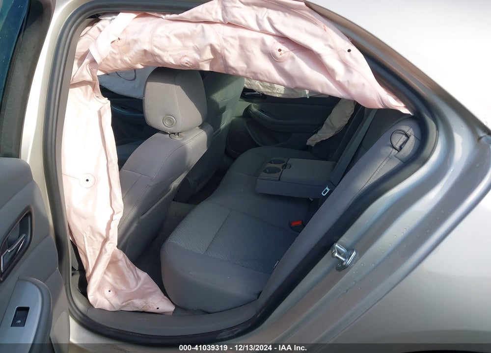 2014 CHEVROLET MALIBU 1LS VIN: 1G11B5SLXEF185190
