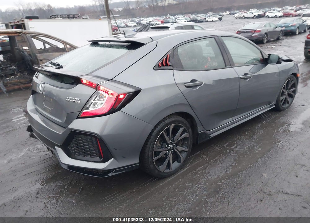 2018 HONDA CIVIC SPORT TOURING VIN: SHHFK7H94JU422306