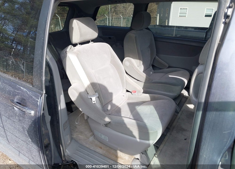 2006 TOYOTA SIENNA LE VIN: 5TDZA23C76S448778