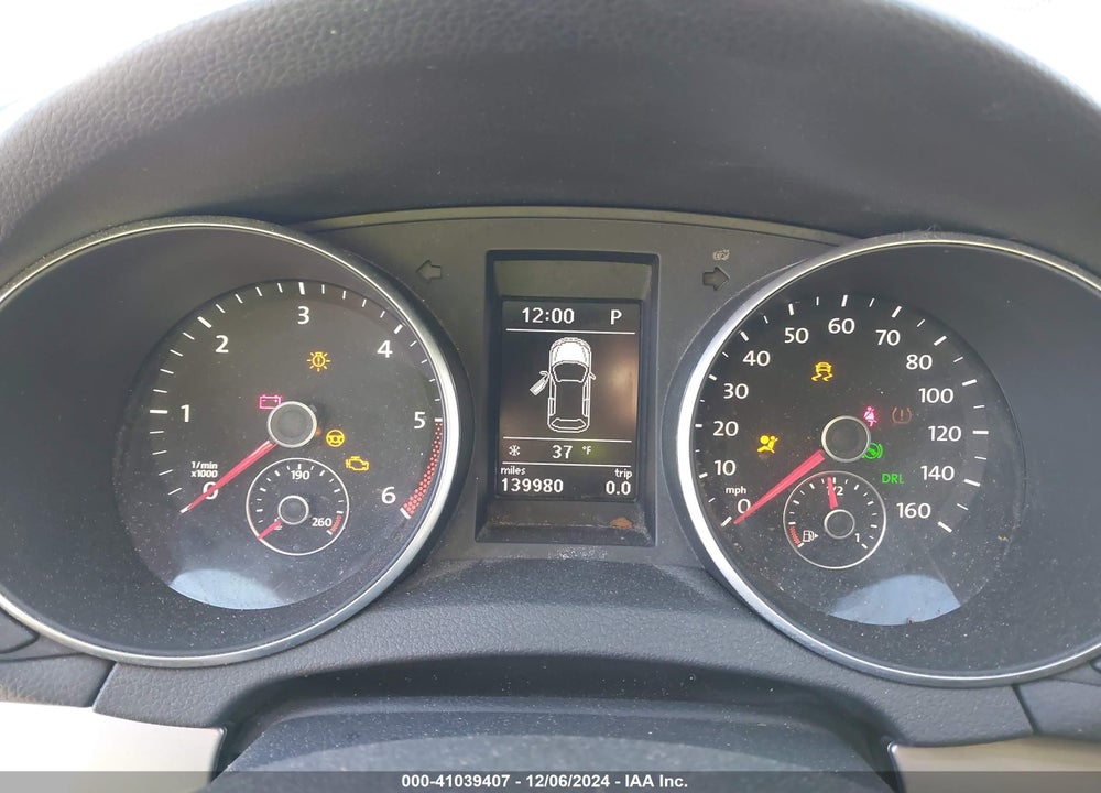 2011 VOLKSWAGEN GOLF VIN: WVWDM9AJ9BW066239