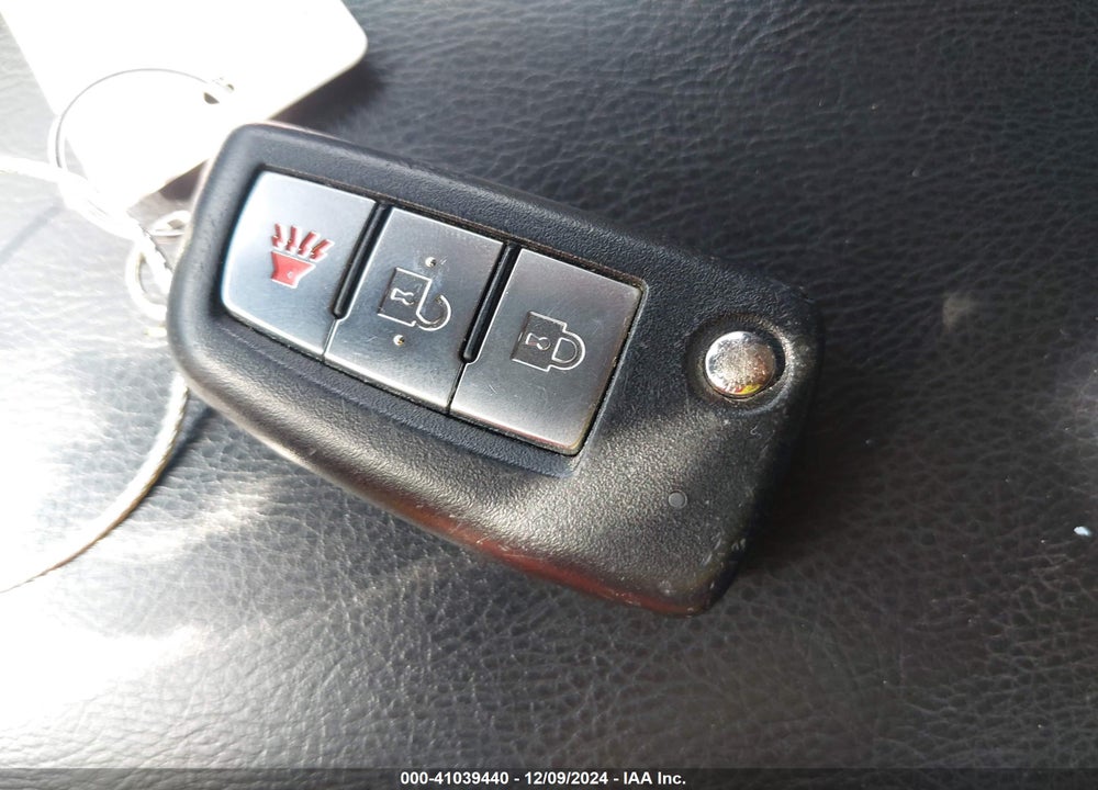2016 NISSAN ROGUE S VIN: JN8AT2MV1GW153916