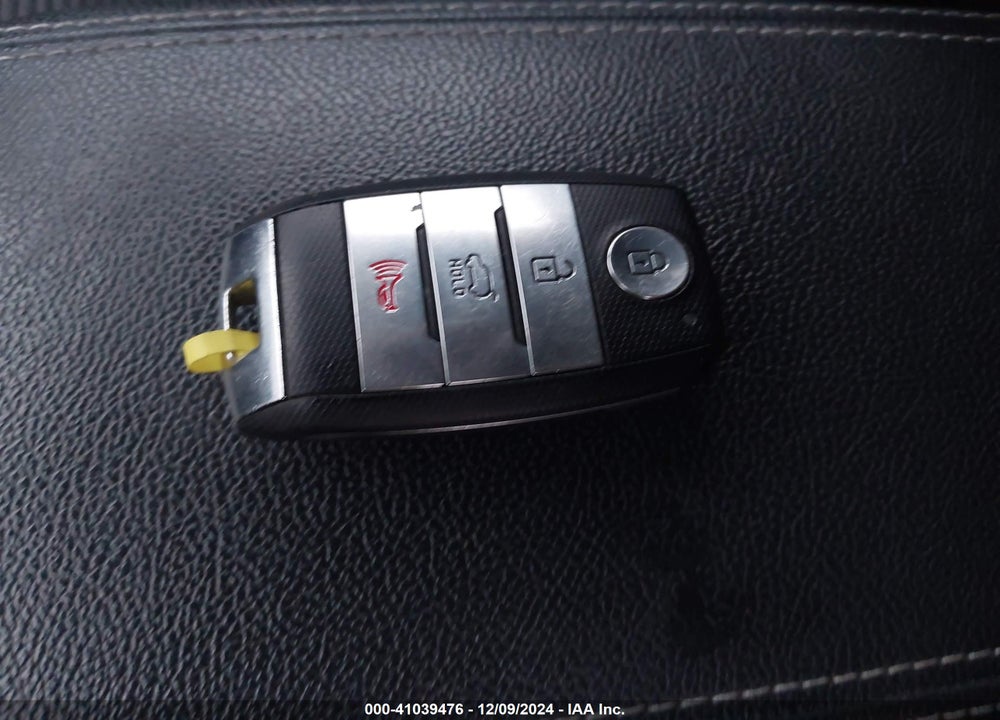 2017 KIA NIRO LX VIN: KNDCB3LC4H5037663