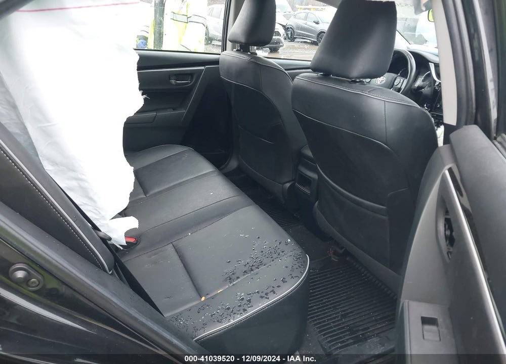 2018 TOYOTA COROLLA XLE VIN: 2T1BURHE0JC995128