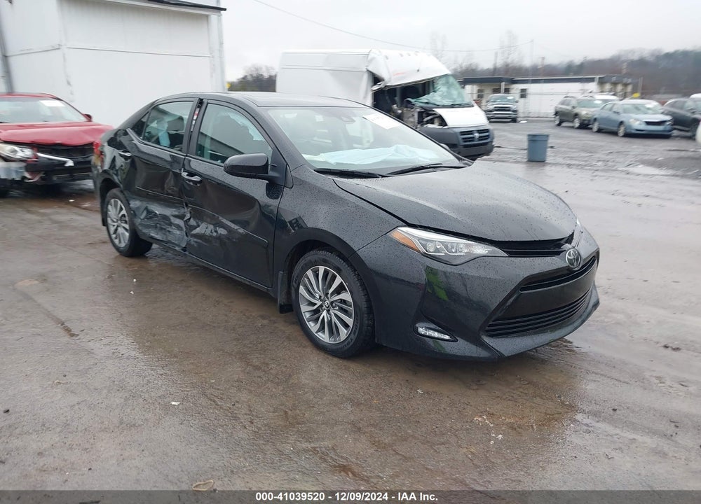 2018 TOYOTA COROLLA XLE VIN: 2T1BURHE0JC995128