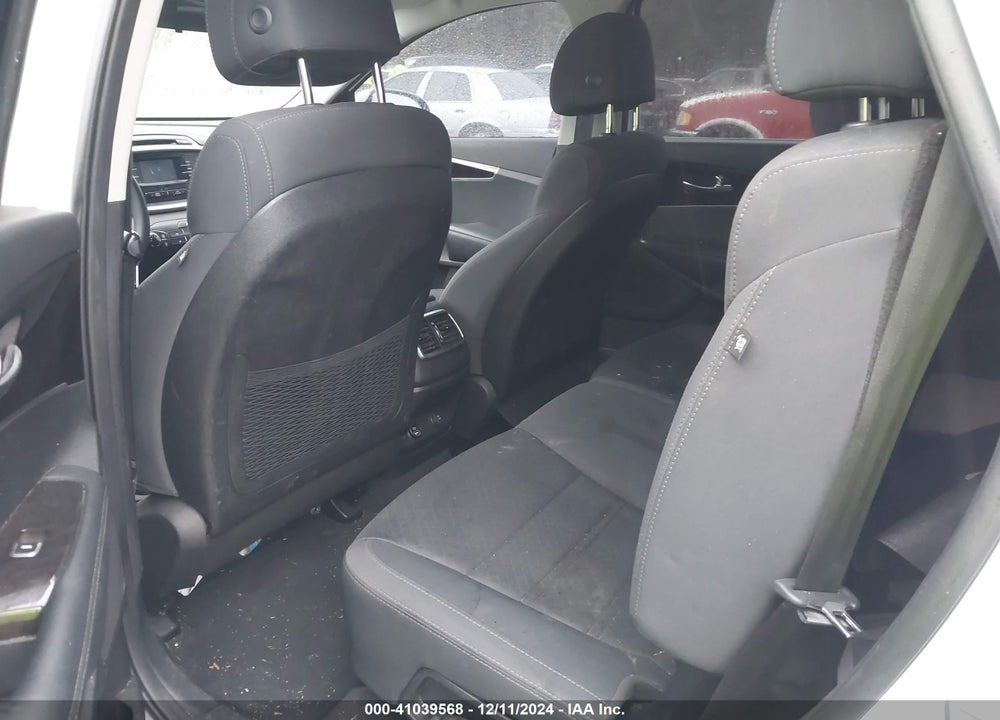 2017 KIA SORENTO 3.3L LX VIN: 5XYPGDA59HG326526