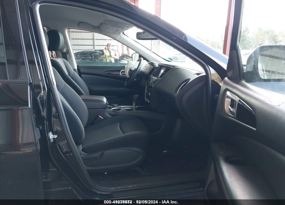 2018 NISSAN PATHFINDER VIN: 5N1DR2MM6JC664430