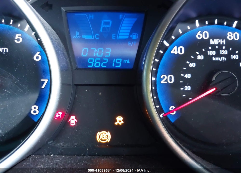 2010 HYUNDAI TUCSON GLS VIN: KM8JUCAC2AU080698