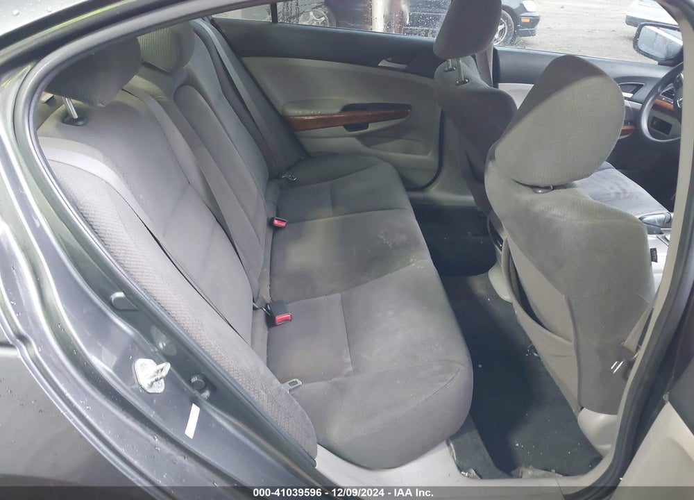 2011 HONDA ACCORD 2.4 EX VIN: 1HGCP2F79BA017323