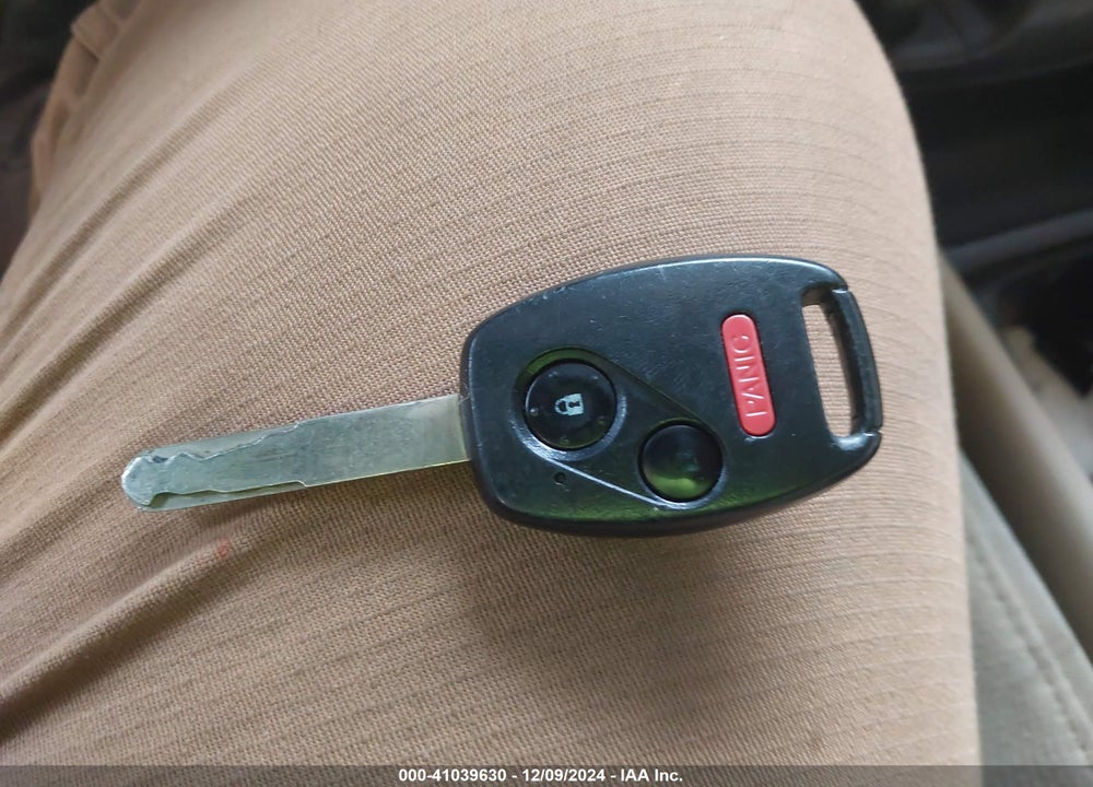 2006 HONDA CIVIC LX VIN: 1HGFA16526L111562
