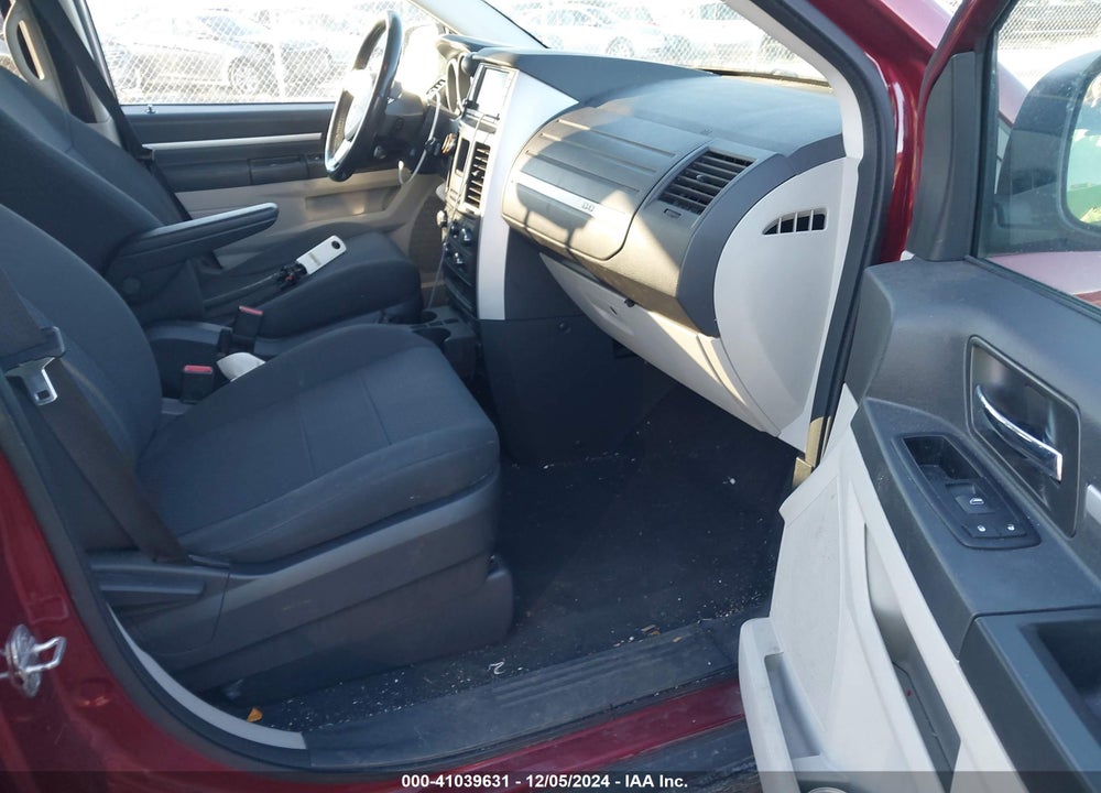 2010 DODGE GRAND CARAVAN HERO VIN: 2D4RN3D10AR489569