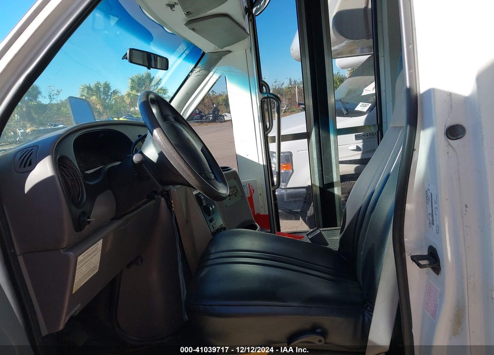 2003 FORD BUS E-350 CUTAWAY VIN: 1FDWE35S62HA33575