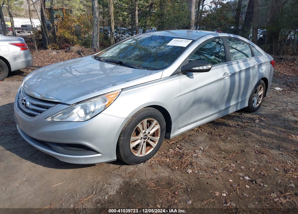 2014 HYUNDAI SONATA GLS VIN: 5NPEB4AC1EH847541