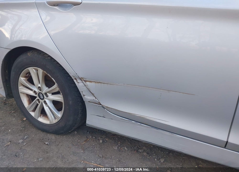 2014 HYUNDAI SONATA GLS VIN: 5NPEB4AC1EH847541