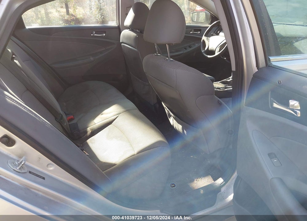 2014 HYUNDAI SONATA GLS VIN: 5NPEB4AC1EH847541