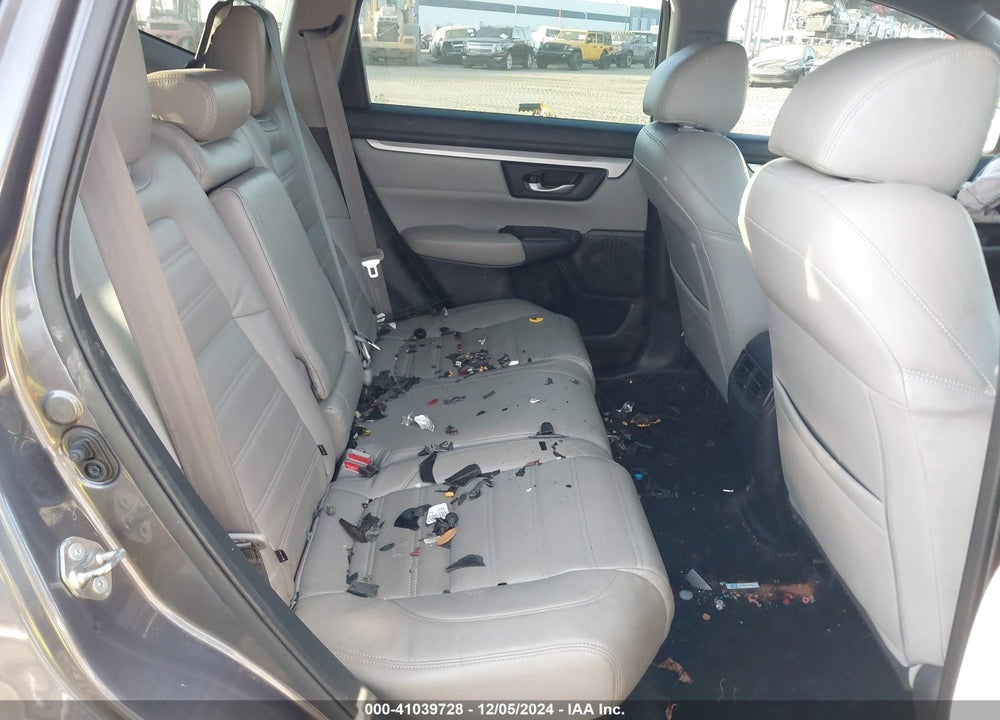 2017 HONDA CR-V LX VIN: 7FARW5H34HE010713