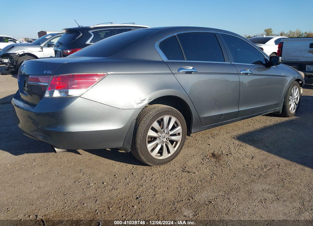 2011 HONDA ACCORD VIN: 1HGCP3F81BA019937