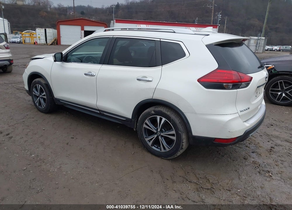 2017 NISSAN ROGUE SL VIN: JN8AT2MV0HW251000