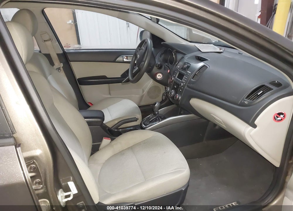 2013 KIA FORTE EX VIN: KNAFU4A25D5704626