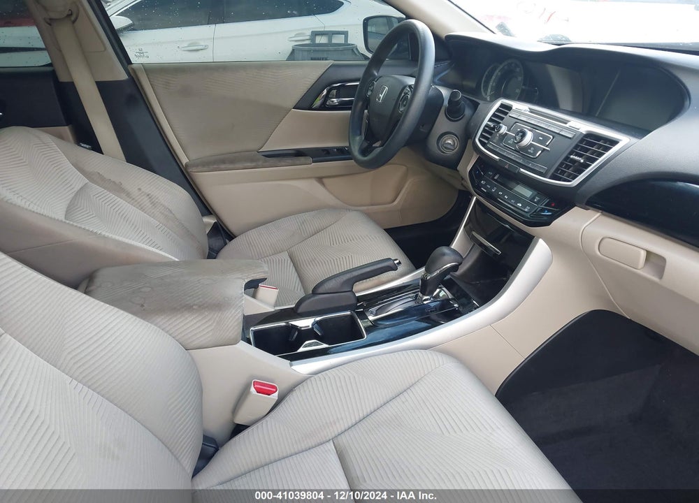 2017 HONDA ACCORD LX VIN: 1HGCR2F33HA086587
