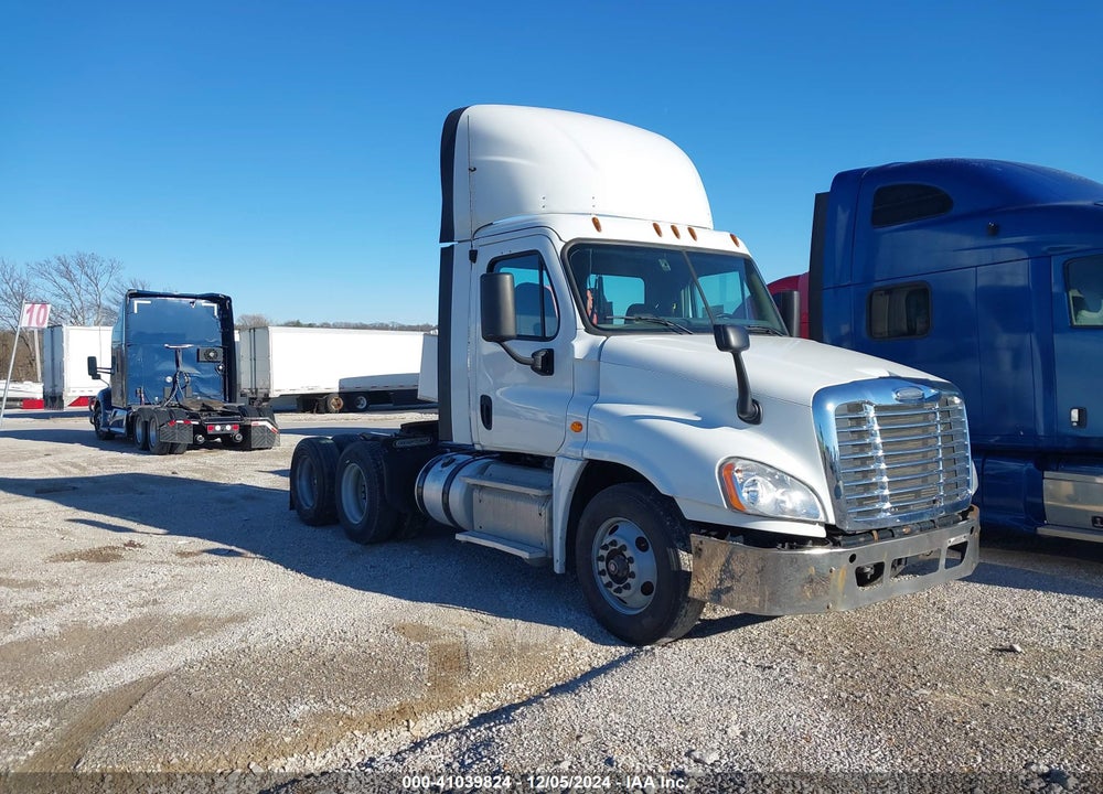 2018 FREIGHTLINER CASCADIA 125 VIN: 1FUGGEDV7JLJN6672