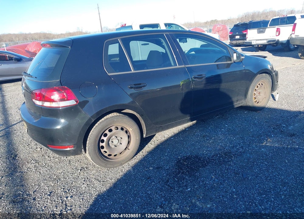 2014 VOLKSWAGEN GOLF 2.5L VIN: WVWDB7AJ0EW011855