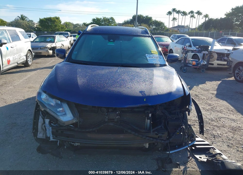2019 NISSAN ROGUE SV VIN: 5N1AT2MT6KC712019