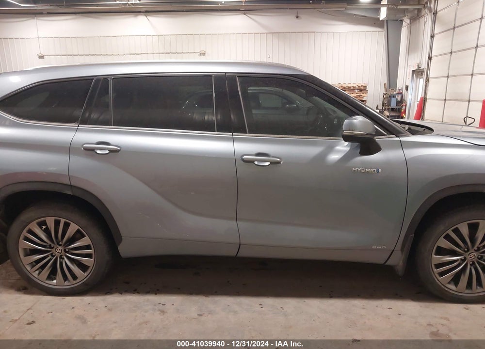 2021 TOYOTA HIGHLANDER HYBRID PLATINUM VIN: 5TDEBRCH1MS017771
