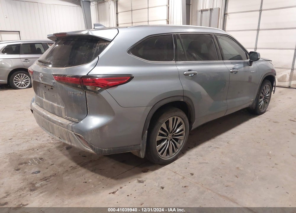 2021 TOYOTA HIGHLANDER HYBRID PLATINUM VIN: 5TDEBRCH1MS017771